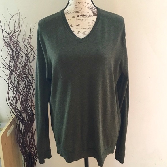GAP olive cotton v neck sweater - Picture 1 of 6
